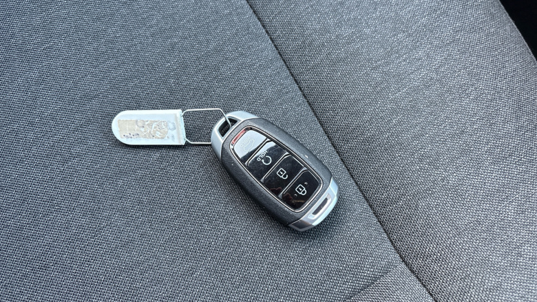 Hyundai INSTER 85kW 02 49kWh 5dr Auto Electric Hatchback